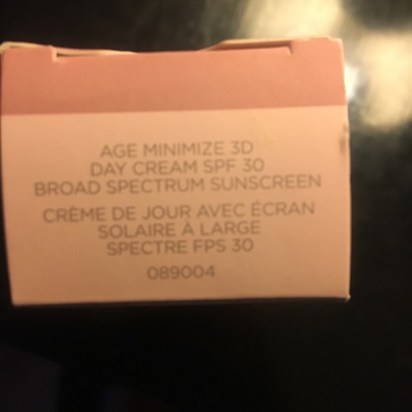 Mary Kay Age Minimize 3D Day Cream - Picture 5 of 5